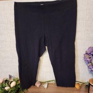 Black Capri leggings